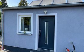Ferienwohnung mit Fußbodenheizung nahe Messe, gratis Parkplatz und Abstellplatz E - Bike
